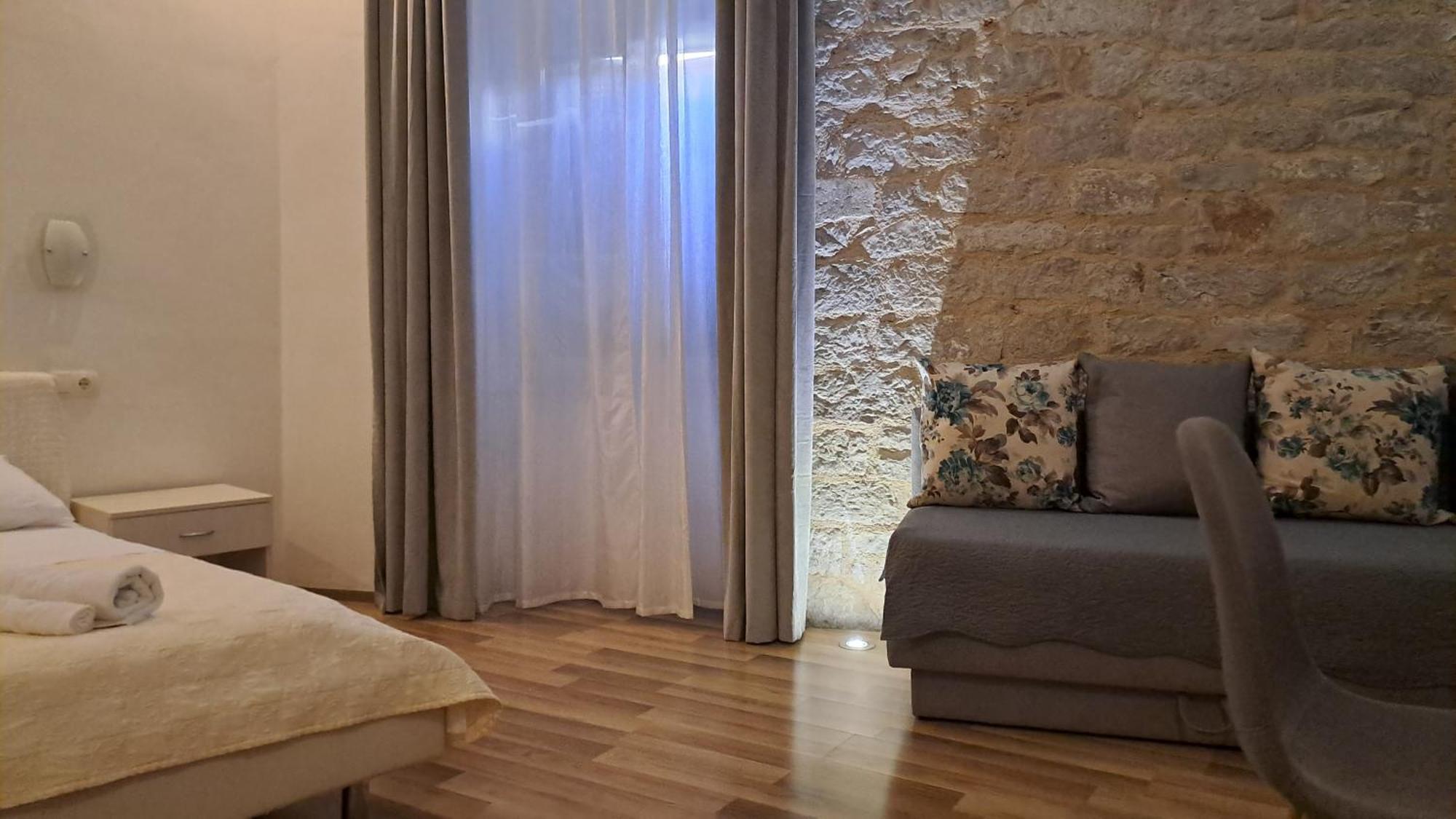 Medulic Palace Rooms & Apartments Šibenik Eksteriør bilde