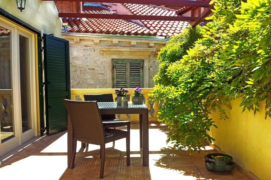 Medulic Palace Rooms & Apartments Šibenik Eksteriør bilde